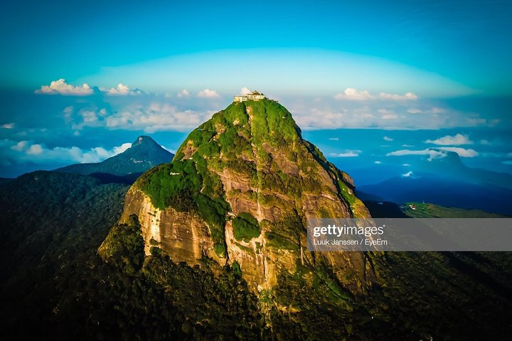 ADAMS PEAK (HOLY MOUNTAIN) WITH THE HILLS - 6 days - Photo 1 of 6